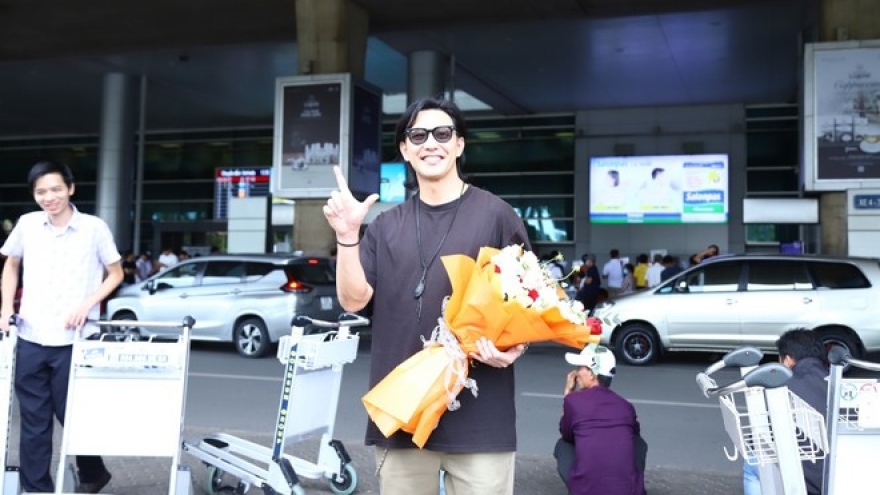 Superhero Gao Red touches down in Vietnam for manga comic festival